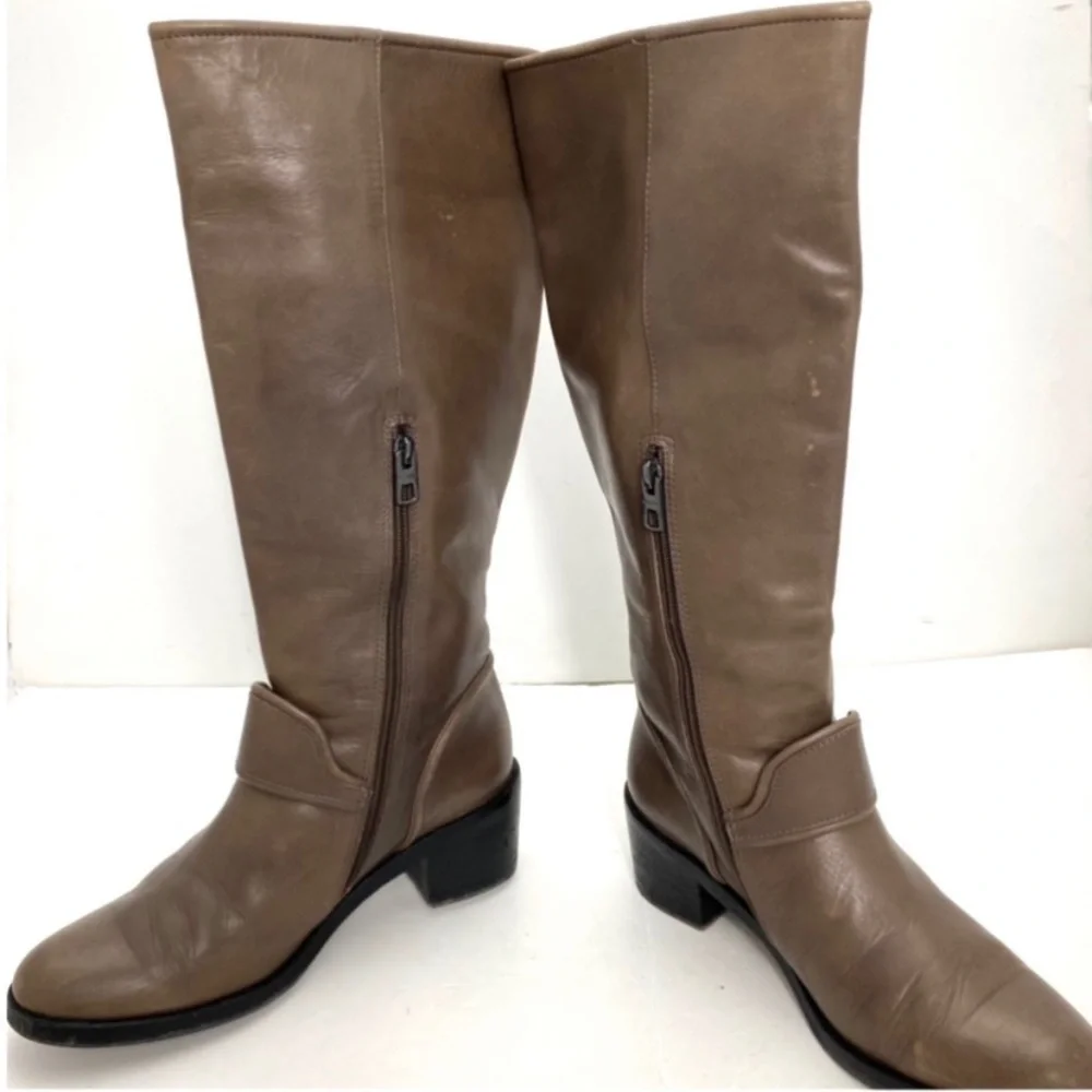 Coach Cecclia Belted Knee High Classic Riding Boot in Mushroom Brown Size 8